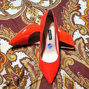 Nine West (8.5) Red patent leather